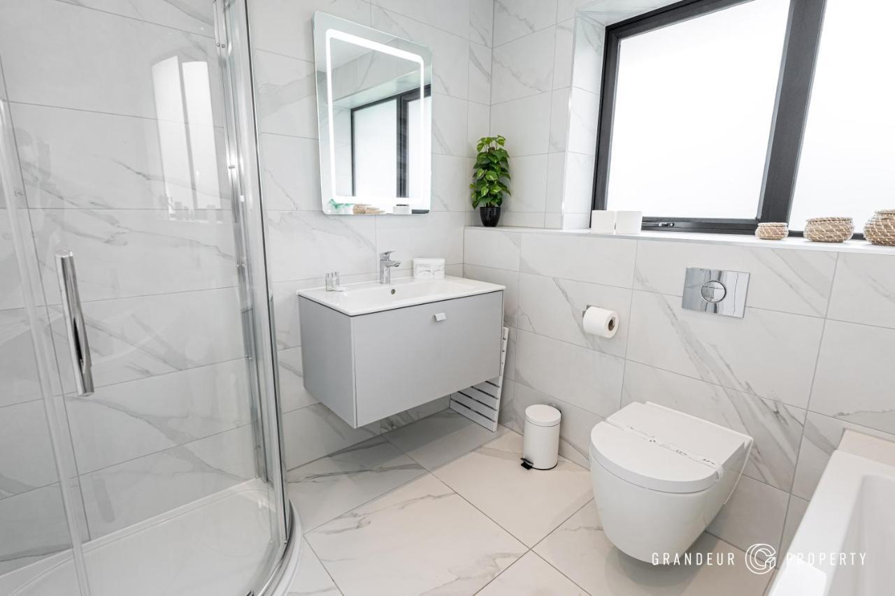 Carbery Ridge By Grandeur Property Bournemouth Esterno foto